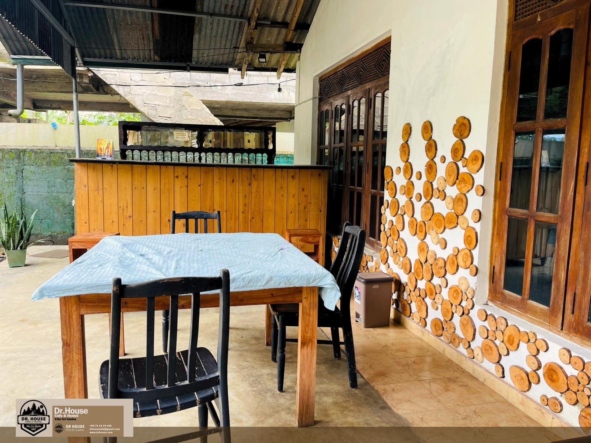 Dr House Ella - Hostel & Cafe Екстер'єр фото