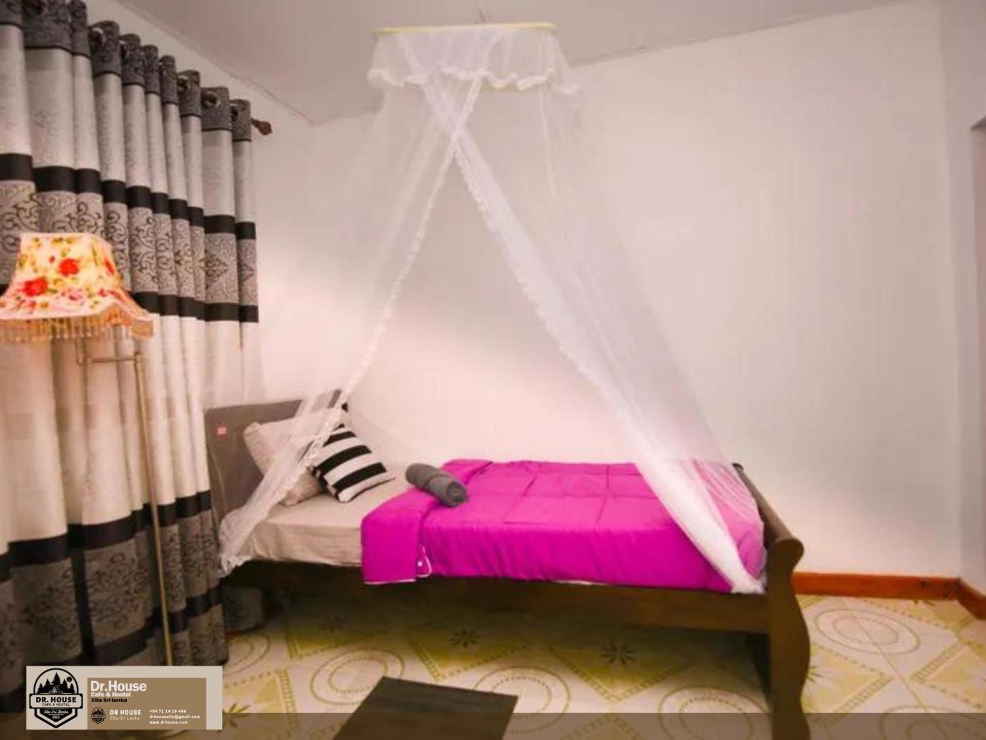 Dr House Ella - Hostel & Cafe Екстер'єр фото
