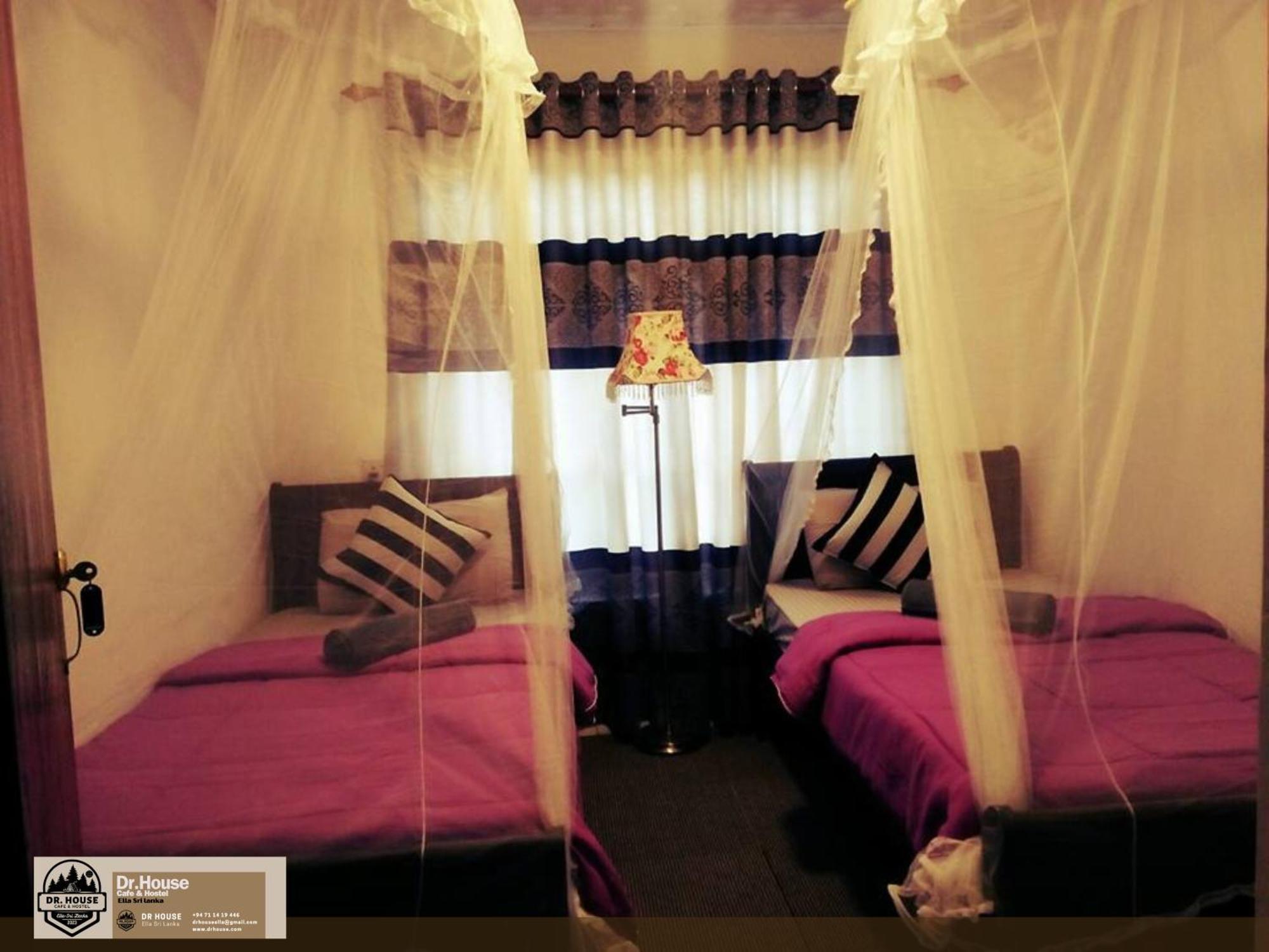 Dr House Ella - Hostel & Cafe Екстер'єр фото